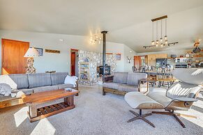 24str-00027 Fairplay Cabin w/ Mountain Views!