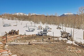 24str-00027 Fairplay Cabin w/ Mountain Views!