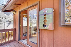 8 Mi to Big Bear Lake: Cabin w/ Deck & Fireplace