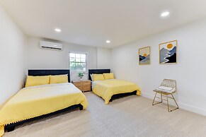 Pet-friendly Lake Norman Retreat w/ Deck & Grill