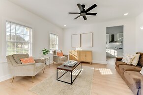 Pet-friendly Lake Norman Retreat w/ Deck & Grill