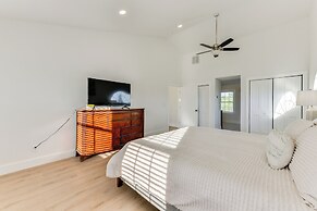 Pet-friendly Lake Norman Retreat w/ Deck & Grill