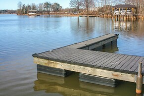Pet-friendly Lake Norman Retreat w/ Deck & Grill