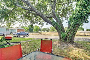 Airy Biloxi Condo w/ Patio: Walk to Beach!