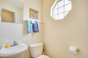 Airy Biloxi Condo w/ Patio: Walk to Beach!