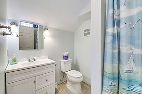 Historic Friendship Boat House Near Back River!