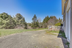 Historic Friendship Boat House Near Back River!