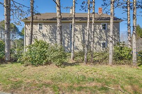 Historic Friendship Boat House Near Back River!