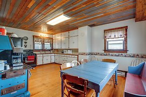 Spacious Owensville Getaway w/ Winery On-site!