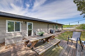 Lakefront Shell Knob Condo w/ Deck & Grill!