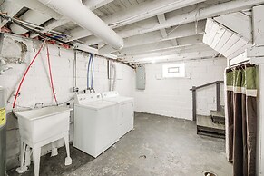 1925 Bungalow-style Home ~ 2 Mi to Downtown Indy!