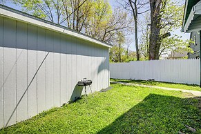 1925 Bungalow-style Home ~ 2 Mi to Downtown Indy!