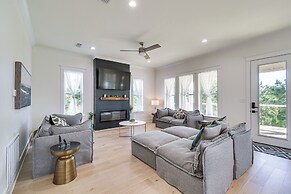 Coastal Gulf Shores Abode w/ Private Beach Access!