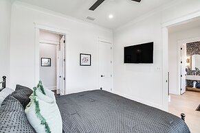 Coastal Gulf Shores Abode w/ Private Beach Access!