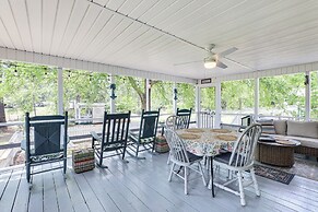 Lake Marion Home: Kayaks, Dock, Waterfront Fun!