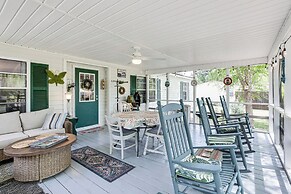 Lake Marion Home: Kayaks, Dock, Waterfront Fun!