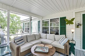 Lake Marion Home: Kayaks, Dock, Waterfront Fun!