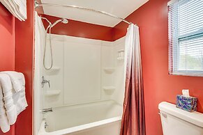 Peaceful Perry Home w/ Patio - Pets Welcome!
