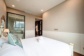 Metropole Complex By KVG Suite Apartment