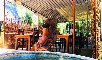 Atha Safari Resort & Riverside Camping