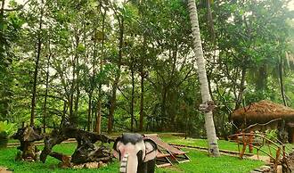 Atha Safari Resort & Riverside Camping