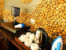 Atha Safari Resort & Riverside Camping