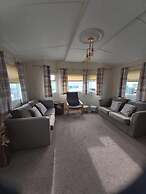 Captivating 2-bed Carvavan in Mablethorpe