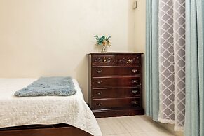 Adorable 1Bed Cottage Walk to the Beach