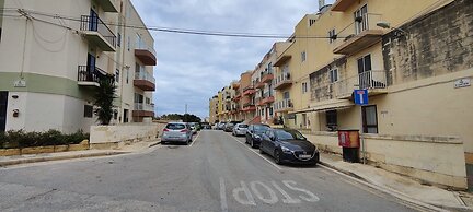 Charming Getaway With Views in Marsascala