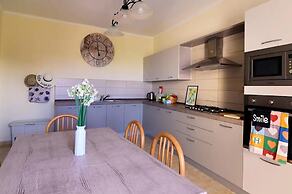 Charming Getaway With Views in Marsascala