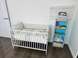 Modern 3-bed Hideaway Near Westgate With Parking