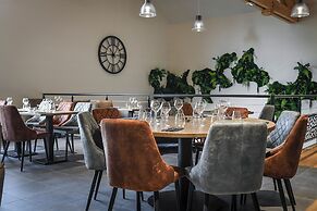 Hotel Le Belmont - Brasserie Du Guiers