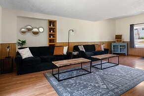 South Arm Retreat 2BDR Lake Charlevoix