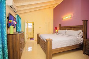 Adorable Beach House In Draxhall