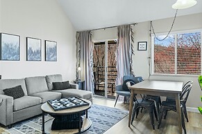 The Loft Picturesque Condo for 6 w/ Epic Views!