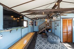 Lagoon Life Hideaway