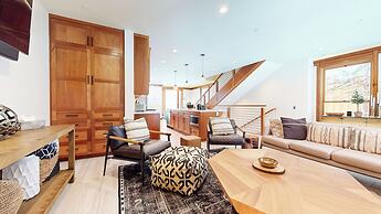 Obsidian Ski & Golf Villa 3 Bdr, Prime Location!