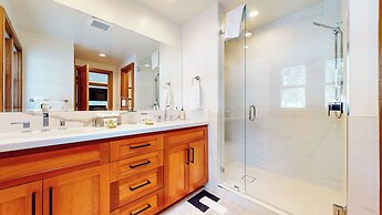 Obsidian Ski & Golf Villa 3 Bdr, Prime Location!