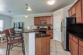 Comfy 3 Bedroom Pets Sleeps 8