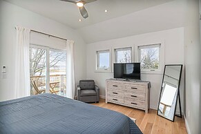 Latitude Adjustment Walk to Beach & Dining!