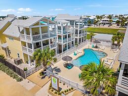 Dauphin Beach House 3 Bedroom & Pool