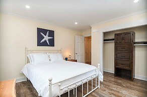 Cape Neddick Coastal Hideaway New England Charm!