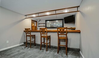 Fireside Charm on Strawberry Hill