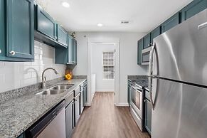 Vineyards Stonewall Escape Sleek, Modern Retreat