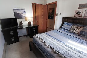 Lookout Lodge An Extraordinary Escape for 10!