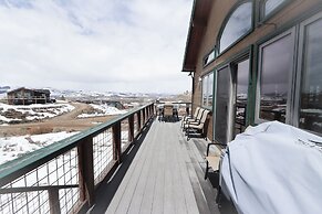 Lookout Lodge An Extraordinary Escape for 10!