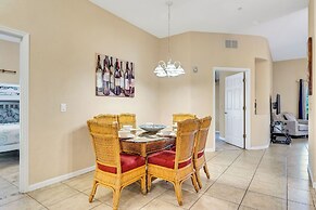 Tropical Haven at Bahama Bay Amazing Location!