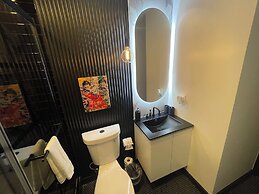 Chic Mountain Creek Chalet