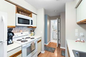 Great Day - Picture-perfect Condo in Pointe Royale