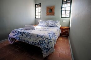 Habitaciones Turísticas El Rocio
